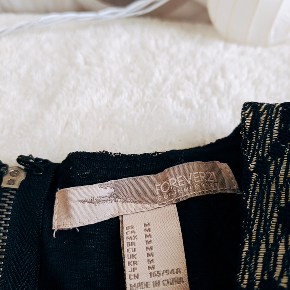 FOREVER 21 BLOUSE - Picture 2 of 2